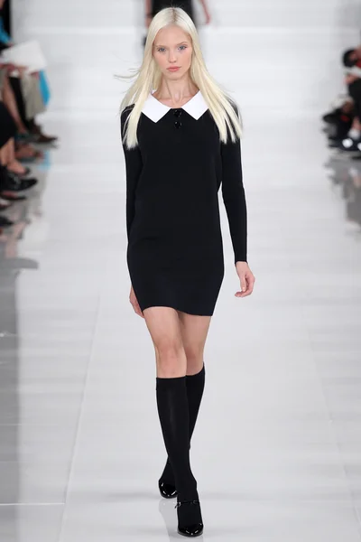 Look 1
